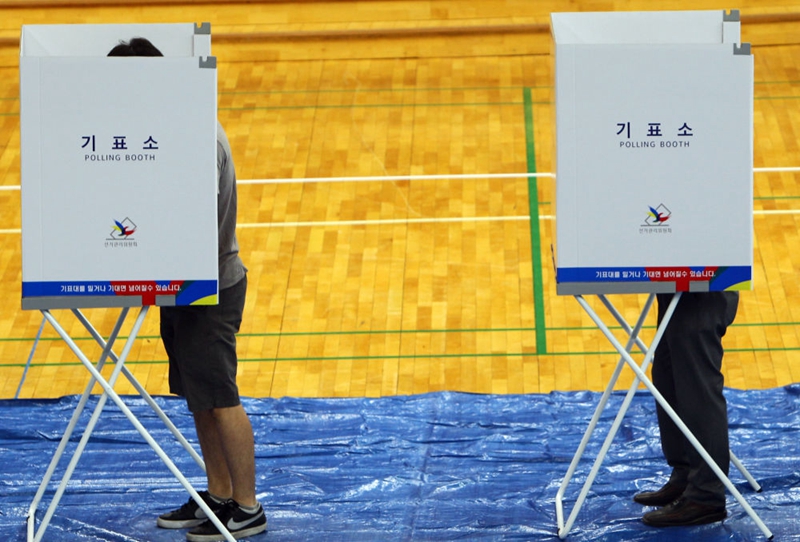 韩国总统选战：“两强”对决格局确定